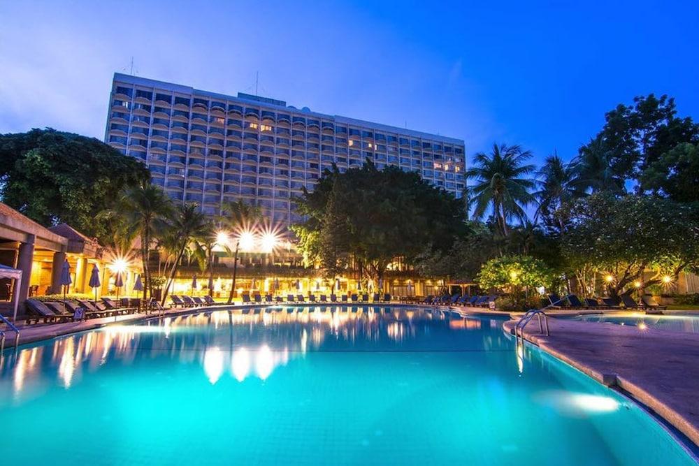 Imperial Pattaya Hotel Exterior photo